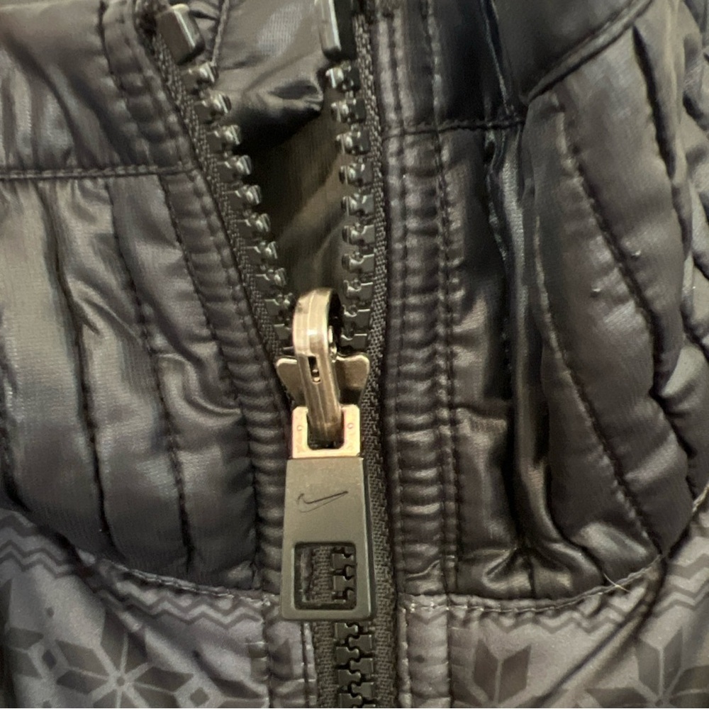 Nike Reversible Puffer Jacket Small - image 8